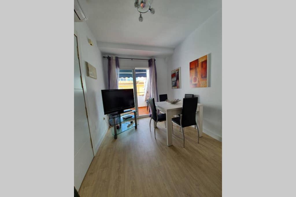 Beautiful Penthouse Solarium In Boliches Beach Fuengirola Bagian luar foto
